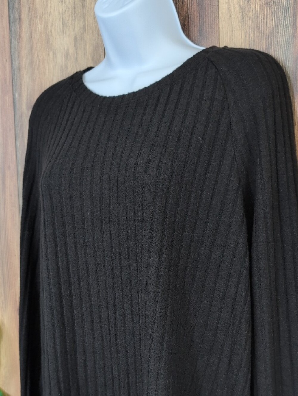 Automet Women's Black Ribbed Crew Neck Sweater XL        T179